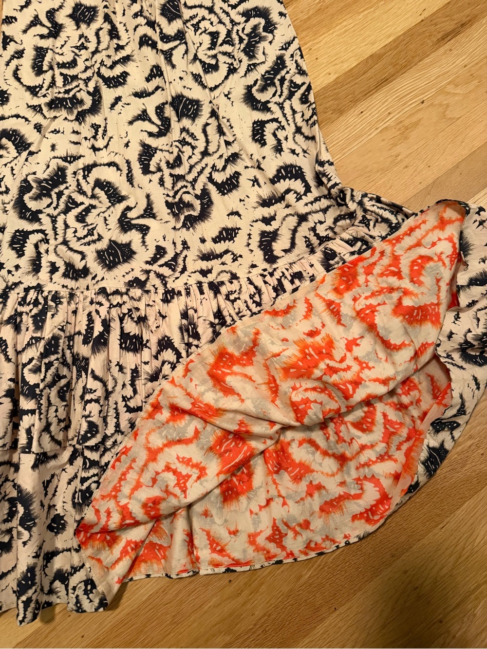 Neutral Floral Ruffle-Hem Maxi Skirt - Cream and Black - Picture 2 of 3